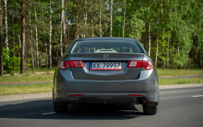 Honda Accord cena 30000 przebieg: 218000, rok produkcji 2009 z Toruń małe 277